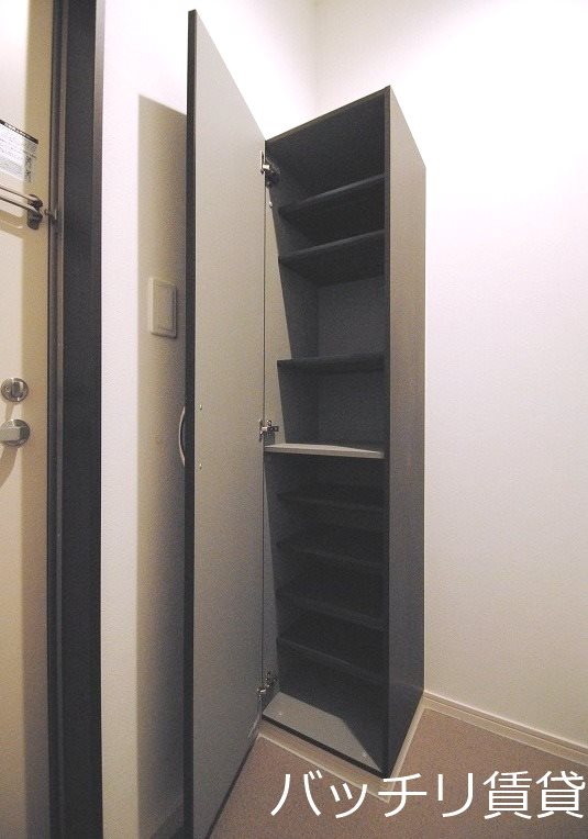 玄関　※同シリーズ写真のため、現状優先。