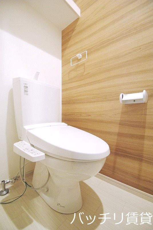 トイレ　※同シリーズ写真のため、現状優先。