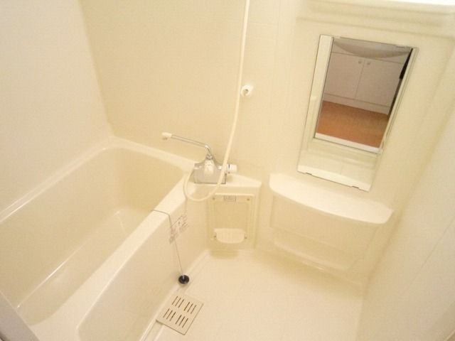 バス・シャワールーム　★浴室乾燥機完備★