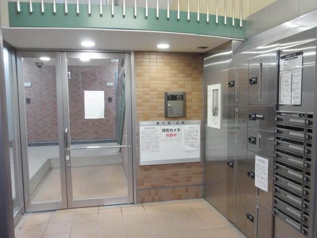 エントランス　★オートロック★