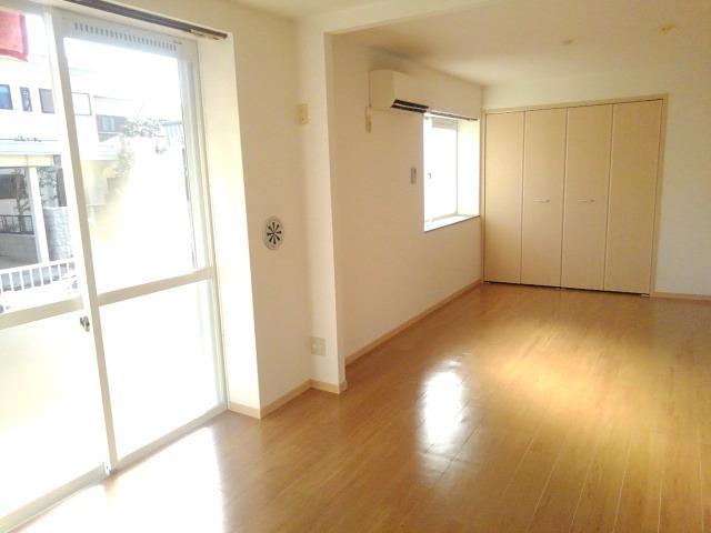 居室・リビング　ゆったりとしたリビングです