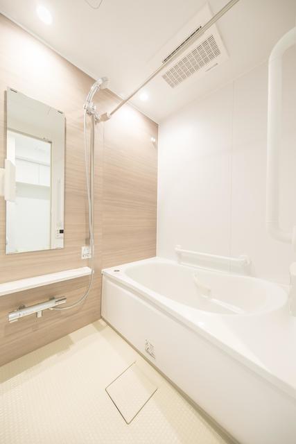 バス・シャワールーム　※写真は同タイプ住戸です。