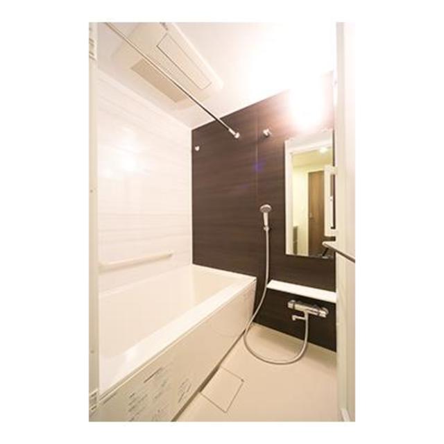 バス・シャワールーム　※写真は同タイプ住戸です。