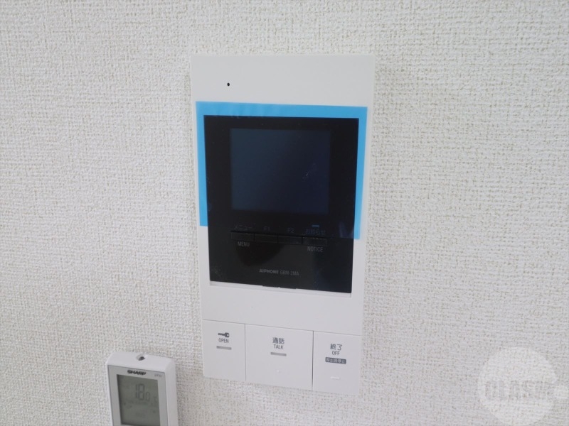 セキュリティ　モニター付きインターホン