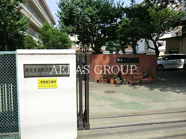 小学校　朝霞市立朝霞第二小学校（小学校）まで348m