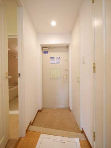 玄関　内装写真　別部屋参考写真