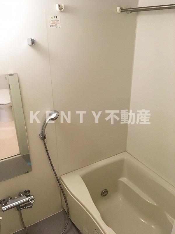 バス・シャワールーム　お風呂です