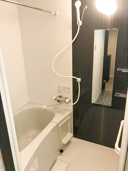 バス・シャワールーム