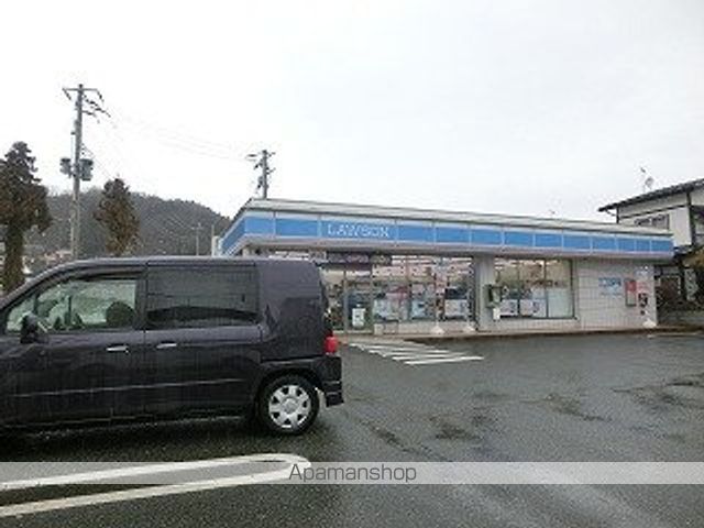 コンビニ　ローソン（コンビニ）まで1647m