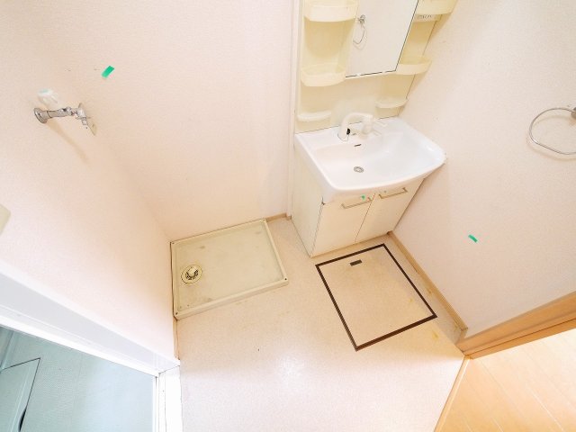 洗面設備　使いやすい洗面所です