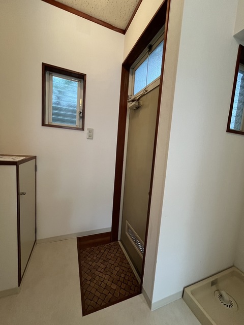 玄関　別号室参考