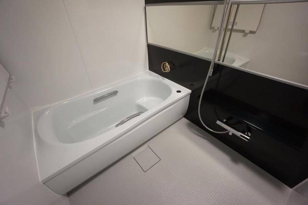 バス・シャワールーム　浴室