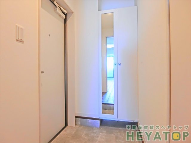 玄関　シューズボックス付き玄関（同仕様写真）