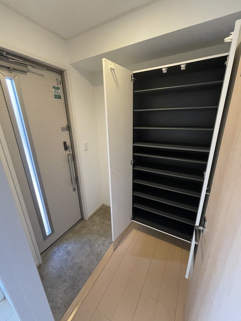 玄関　★大型シューズボックス★