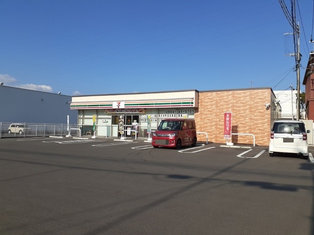 コンビニ　セブンイレブン鹿屋共栄町店（コンビニ）まで380m