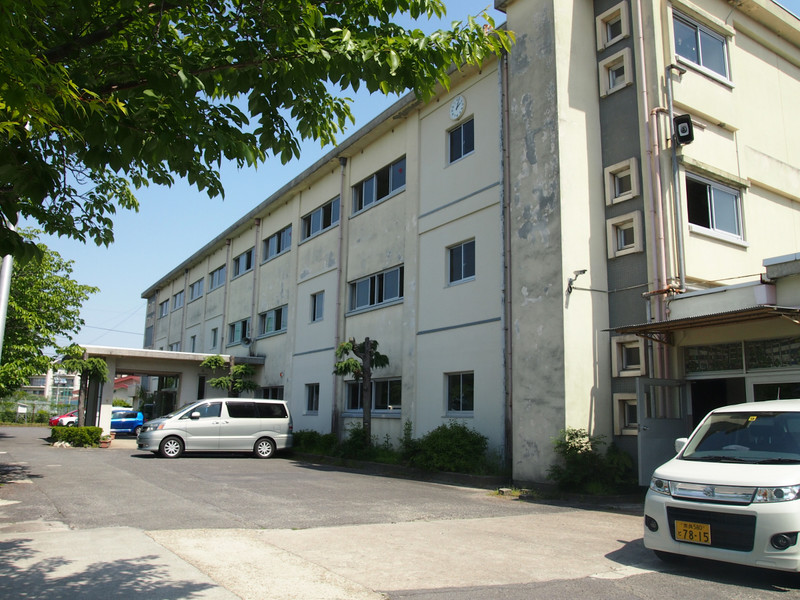 小学校　鶴舞小学校（小学校）まで647m