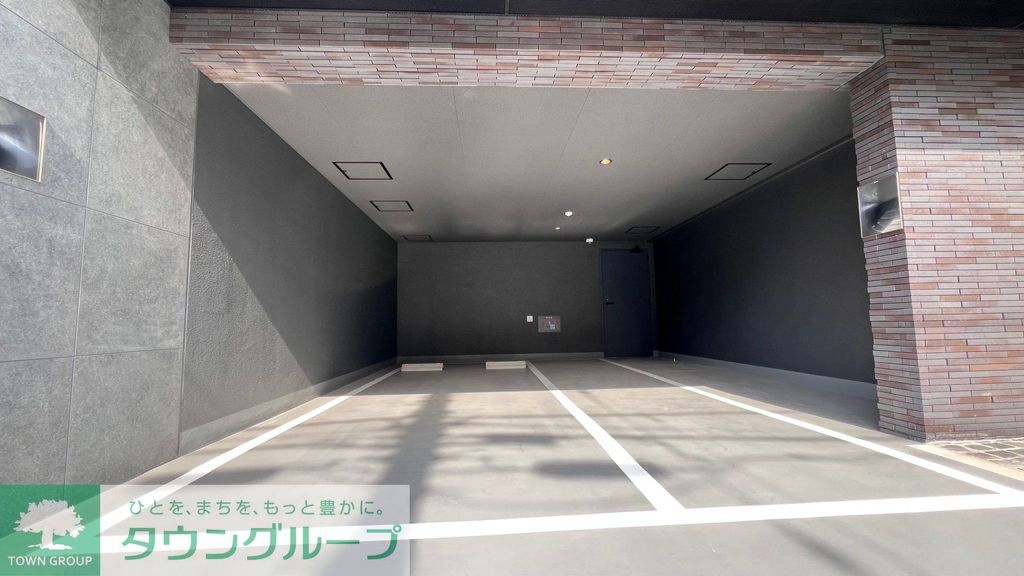 駐車場　駐車場