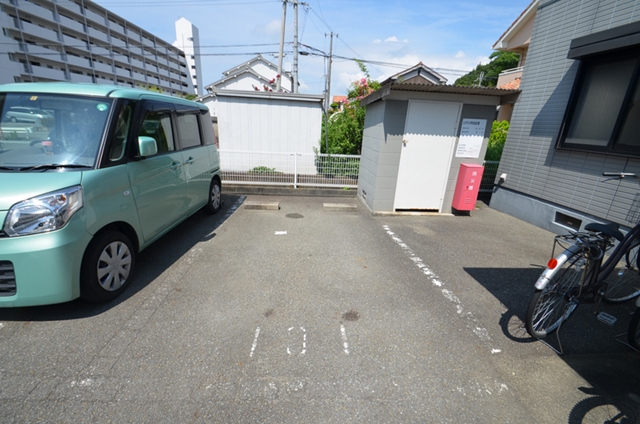 駐車場　駐車場