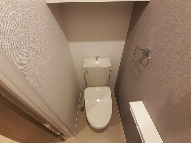 トイレ　落ち着いたトイレです