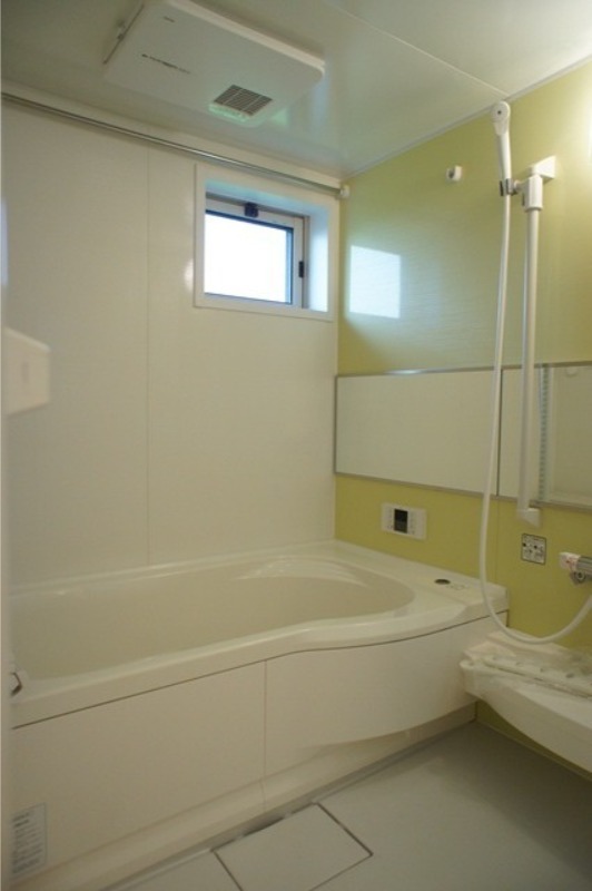 バス・シャワールーム　図面と現状に相違がある場合には現状を優先