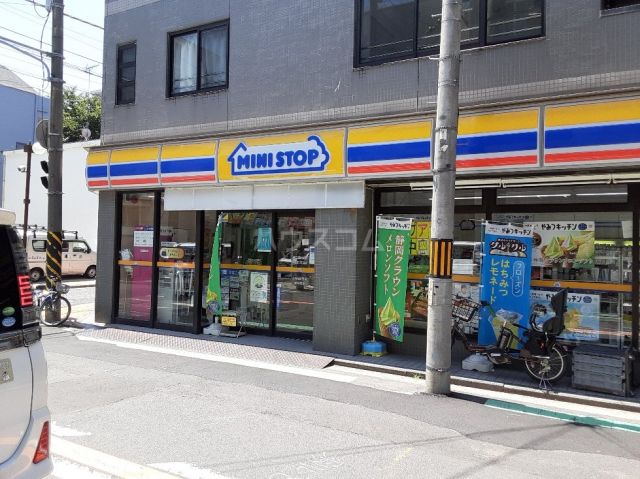 コンビニ　ミニストップ　松本三丁目店（コンビニ）まで656m