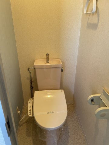 トイレ　※別室の写真になります