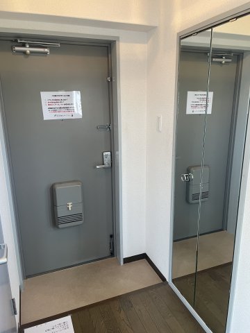 玄関　※別室の写真になります