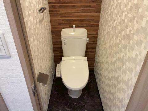 トイレ　トイレ