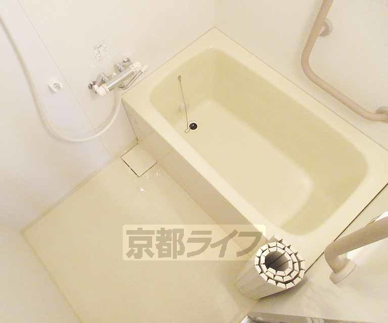 バス・シャワールーム　ピッカピカお風呂！