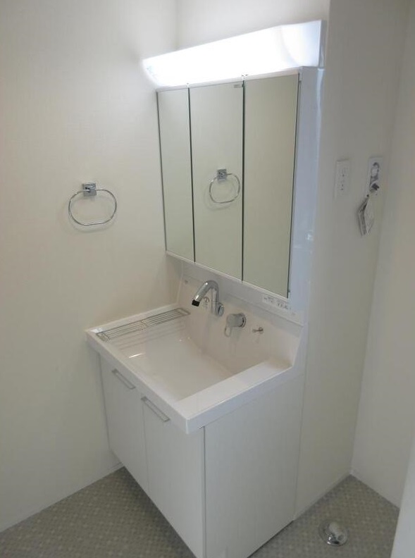 洗面設備　あると便利な独立洗面台