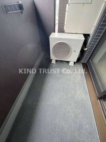 バルコニー　開放的で明るい空間を演出してくれるバルコニーです