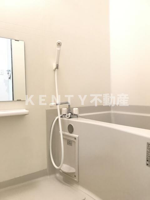 バス・シャワールーム　お風呂です