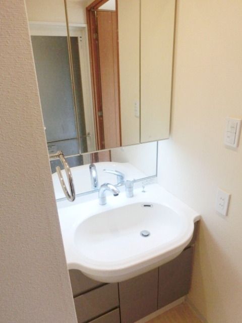 洗面設備　独立洗面台