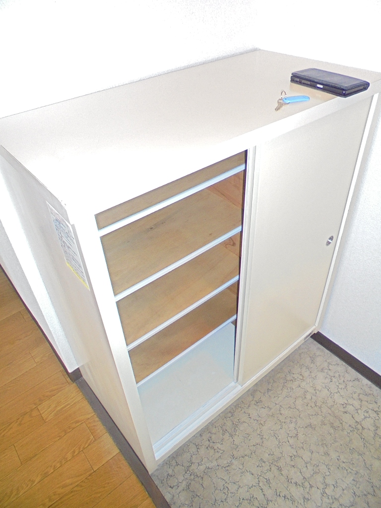 玄関　※別部屋参考写真☆玄玄関にはシューズBOXあり☆