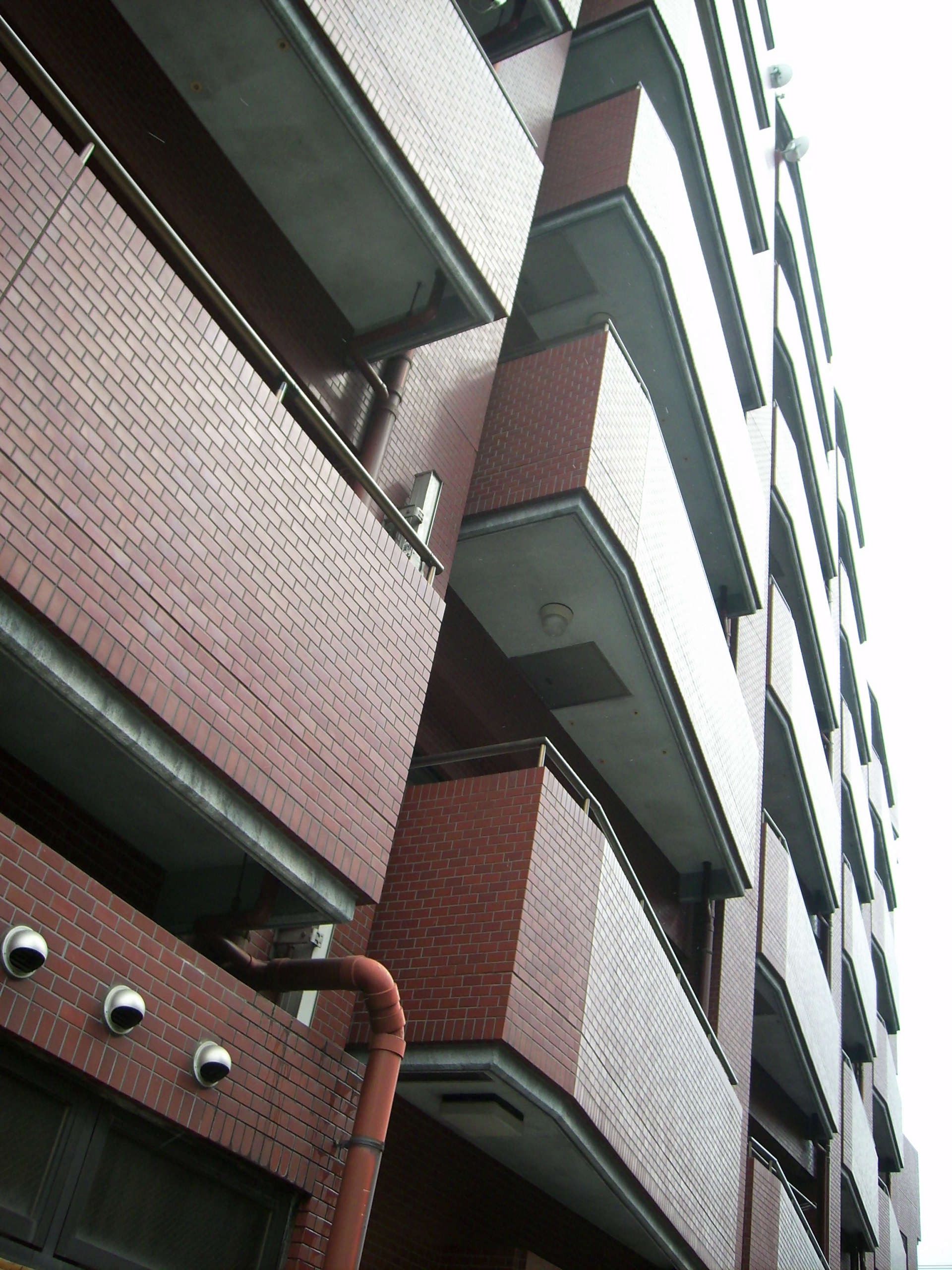 建物外観　閑静な住宅街・鉄骨鉄筋コンクリート造☆