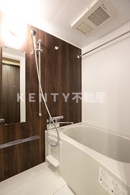 バス・シャワールーム　日々の疲れを癒すお風呂付です