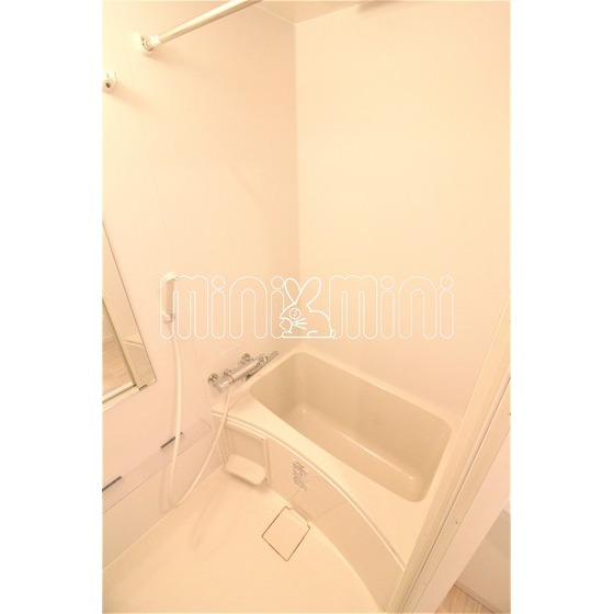 バス・シャワールーム　バスルーム（５号室）