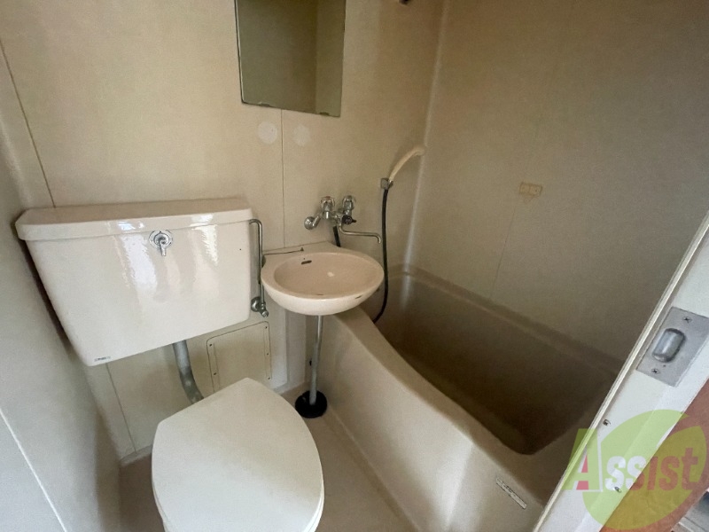 バス・シャワールーム