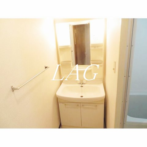 洗面設備　洗面台です。