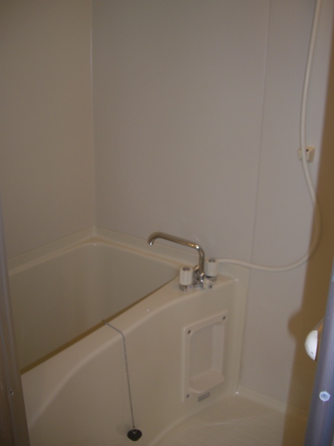 バス・シャワールーム　お風呂で日々の疲れを落としましょう