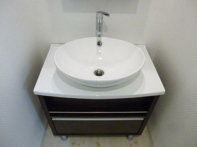 洗面設備　独立洗面化粧台が付いています