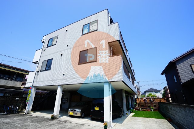 建物外観　小沢ハイツの外観です。