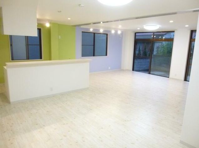 居室・リビング　ゆったりとした居間です