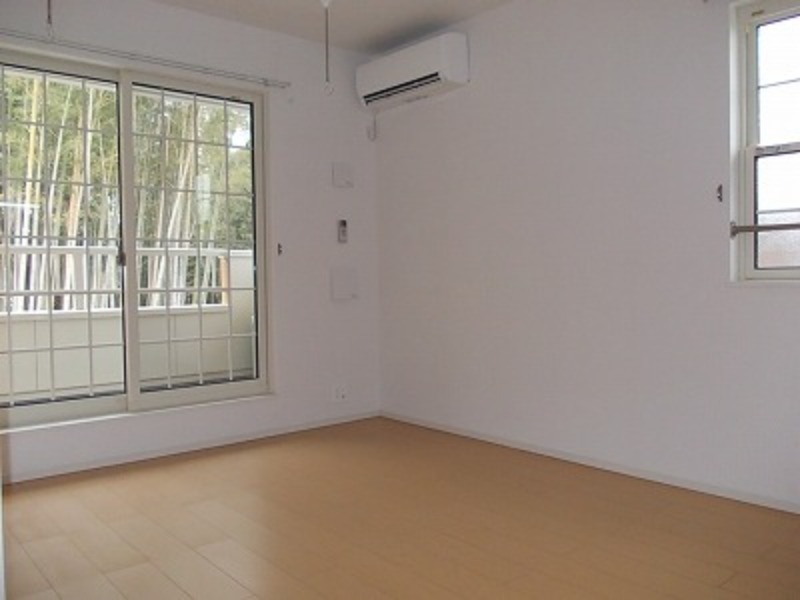 居室・リビング　図面と現状に相違がある場合には現状を優先