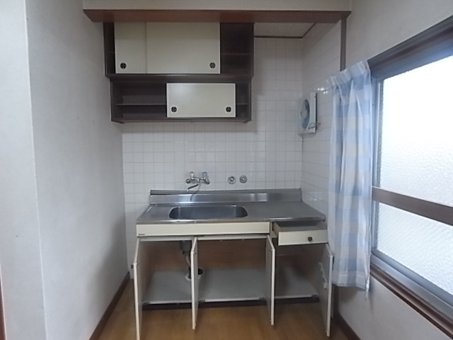 キッチン　ガスコンロ設置型のキッチン