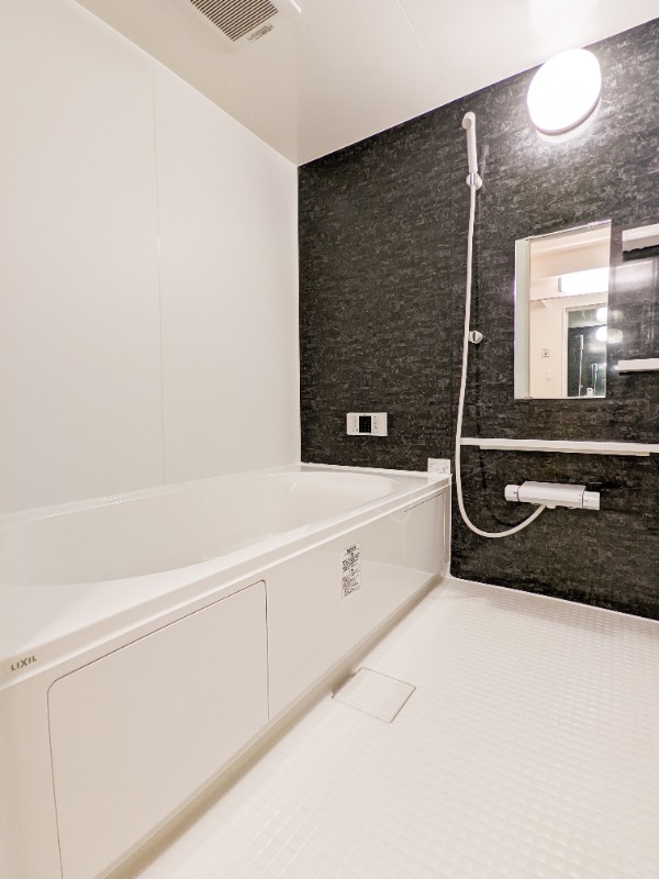 バス・シャワールーム　図面と現状に相違がある場合には現状を優先