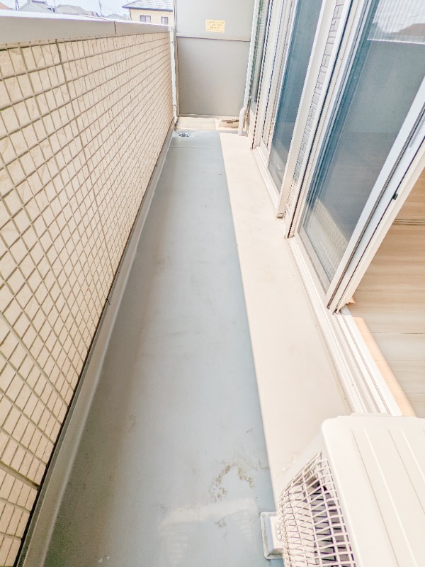 バルコニー　図面と現状に相違がある場合には現状を優先