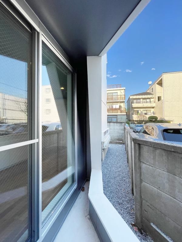 バルコニー　バルコニー