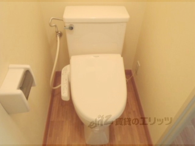 トイレ　ウォシュレット