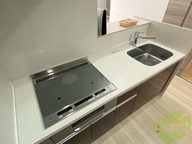 キッチン　ＩＨクッキングヒーターでお料理もお掃除もらくらく